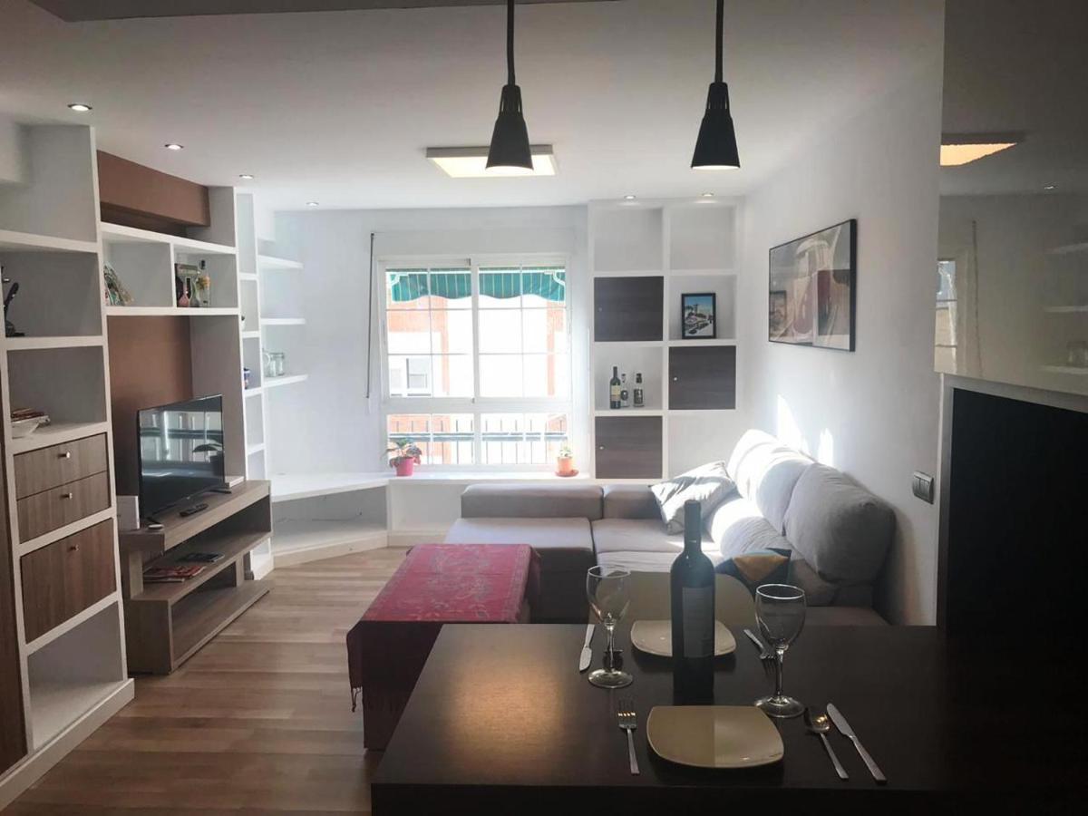 Malaga Centro - La Trinidad Appartement Buitenkant foto