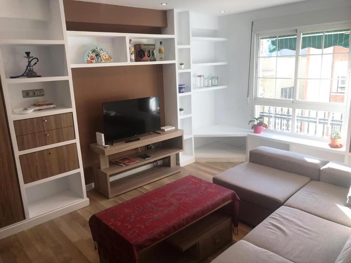 Malaga Centro - La Trinidad Appartement Buitenkant foto